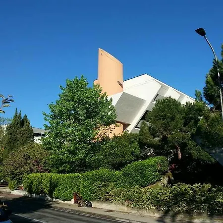 アパート Panoramapartment デセンツァーノ・デル・ガルダ