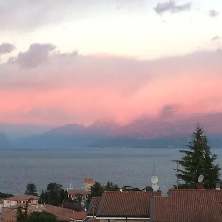 Panoramapartment アパート デセンツァーノ・デル・ガルダ